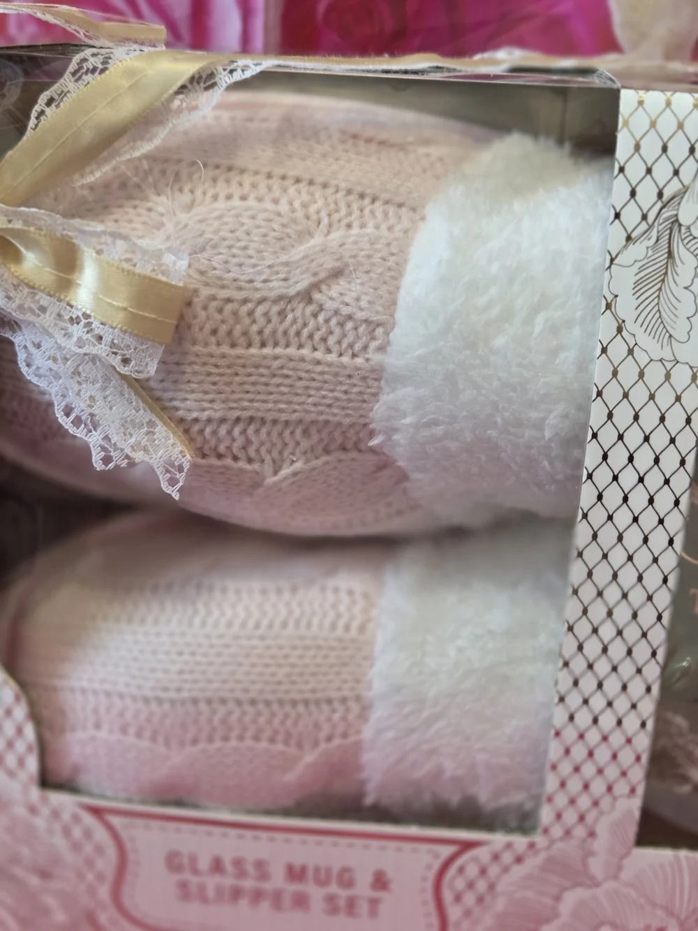 Diamond Supply Co. Pink Cable Knit Slipper & Glass Mug Set